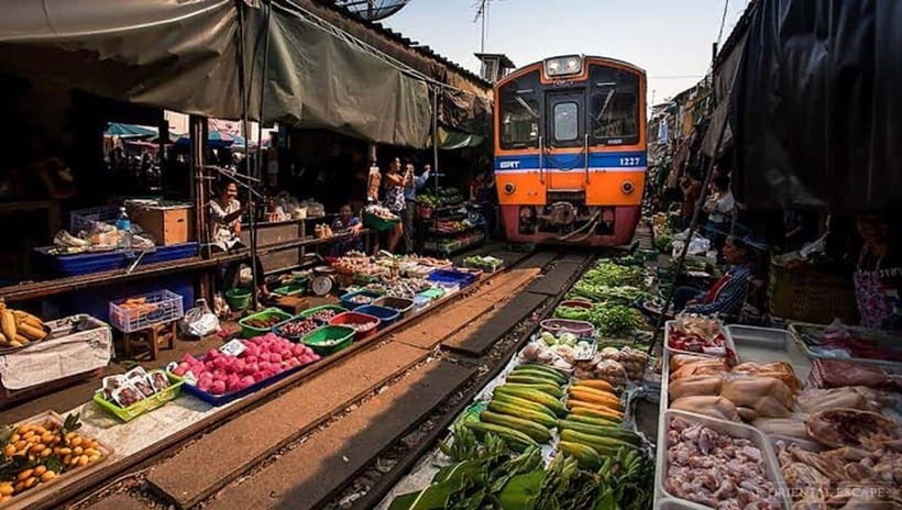 Damnoen Saduak & Maeklong Railway Market Tour (Group Tour) - Key Points