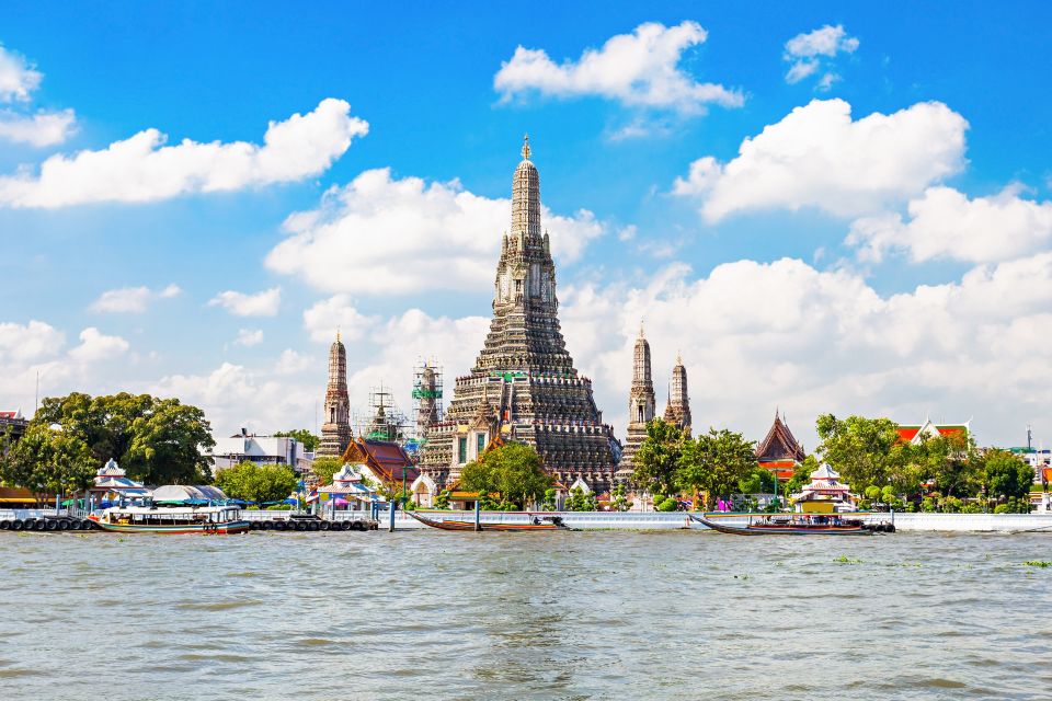 Damnoen Saduak, Reclining Buddha, and Wat Arun Private Tour - Wat Arun (Temple of Dawn)
