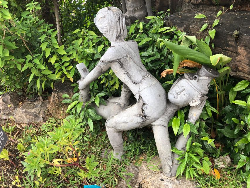 Damnoen Saduak, Reclining Buddha, and Wat Arun Private Tour - Booking and Cancellation Policy