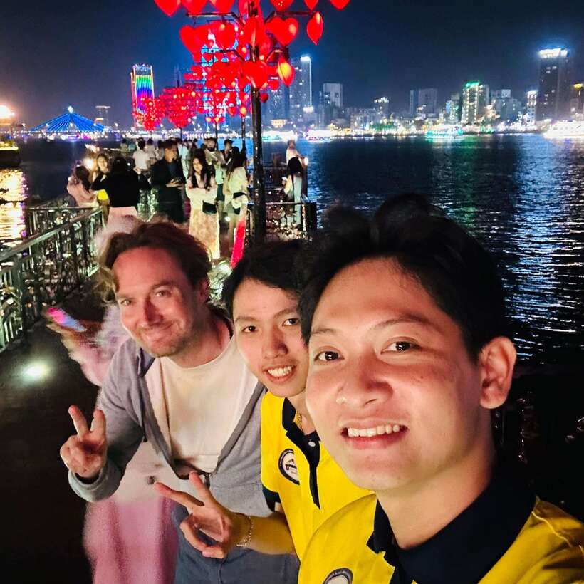 Danang Private Guided Night Tour and Bar - Discovering Hidden Bars and Local Markets