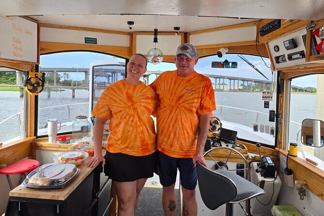 Dancin' Dolphin: 90-minute Booze Cruise for Up to 20 Guests - The Sum Up