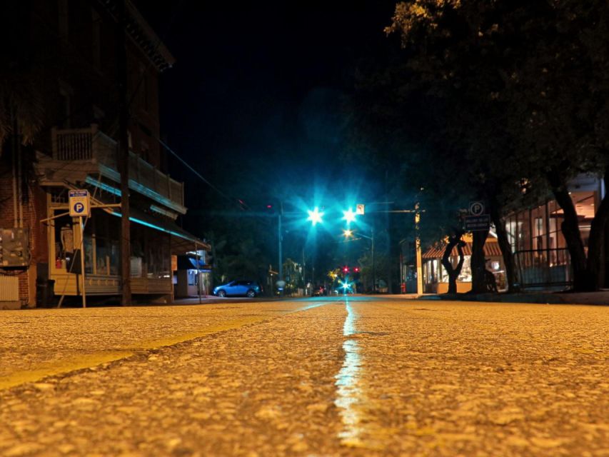 Dark Corners of Key West – Walking Tour - Language and Group Type