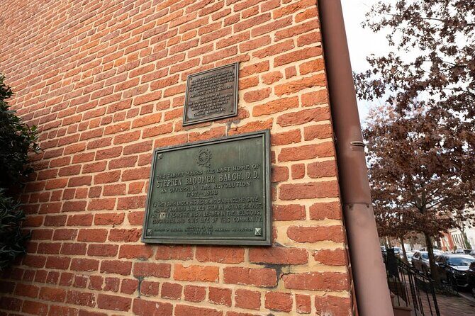 Dark History: Georgetown Spies, Lies, & Politics Walking Tour - Who Should Book This Tour?