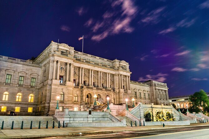 Dark History: Scandals of Capitol Hill Evening Walking Tour - Exploring the Itinerary: What to Expect at Each Stop