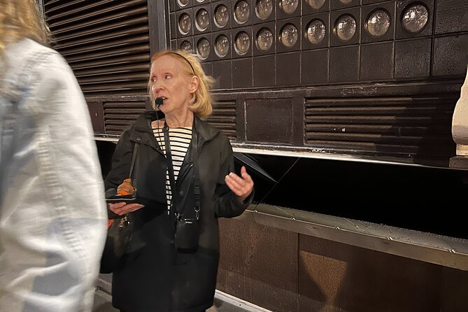 Dark Side & Ghosts of Greenwich Village at Night - Immersive Theatrical Elements of the Tour