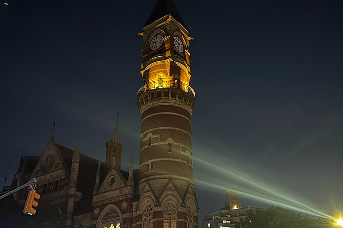 Dark Side & Ghosts of Greenwich Village at Night - Captivating Storytelling by the Licensed Guide