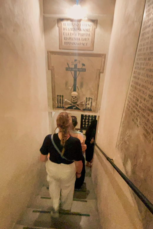 Dark Side of Rome With Underground Crypt - Itinerary Highlights