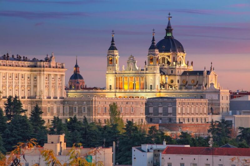 Dark Stories of Madrid – Walking Tour - Plaza De La Cruz Verde: Known for Supernatural Tales