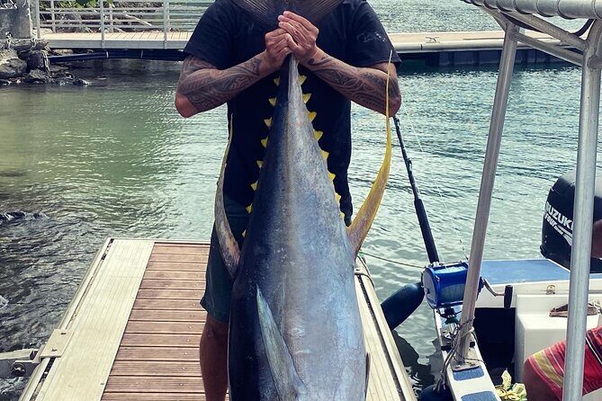 Day DE Fishing VIP in Moorea  Private Boat & Lunch - An In-Depth Look at the Moorea Fishing Tour