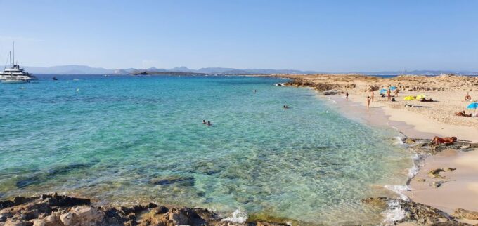 Day Sail Tour From Ibiza to Formentera - Booking and Availability