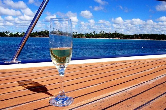 Day Tour Catamaran Cruise Tahiti - FAQs