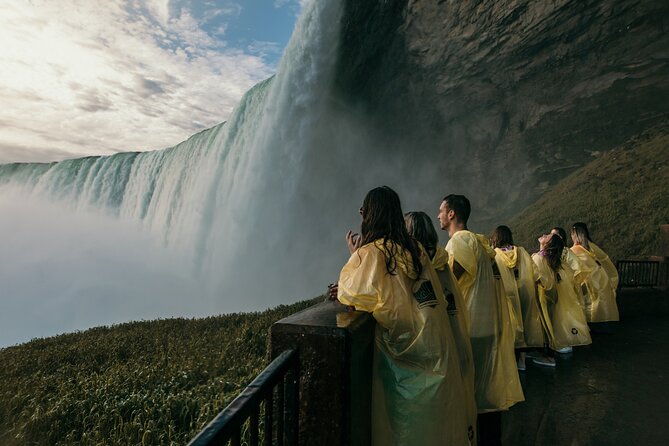 Day-Tour From Toronto to Niagara Falls With Falls Boat Ride - Customer Feedback