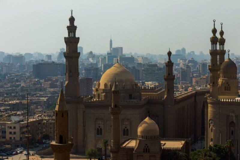 Day Tour Great Pyramids and Sphinx Egyptian Museum Bazzar - Itinerary Highlights