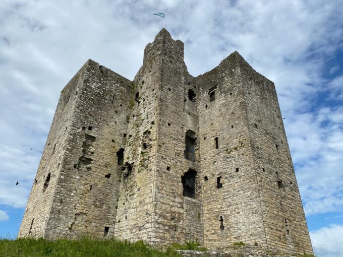 Day Tour: Hill of Tara Trim Castle Boyne Valley Celtic Sites - Transportation Details