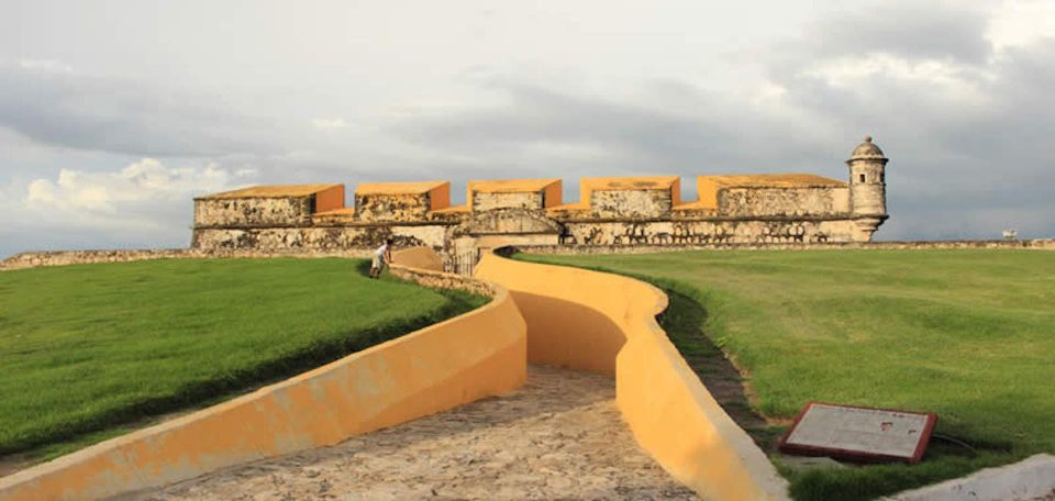 Day Tour in Campeche - Pickup and Transportation