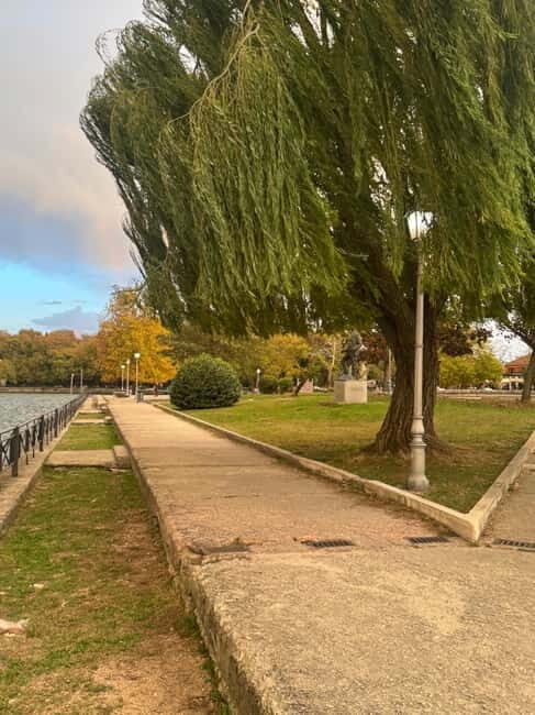 Day Tour Ioannina Lake Island lifestyle - An In-Depth Look at the Ioannina Lake Island Lifestyle Tour