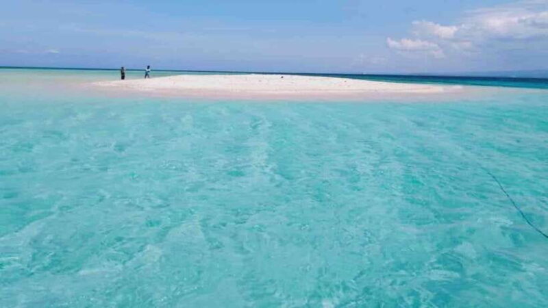 Day Tour Southeast,Lombok Pink Beach& Gili Island - Key Points
