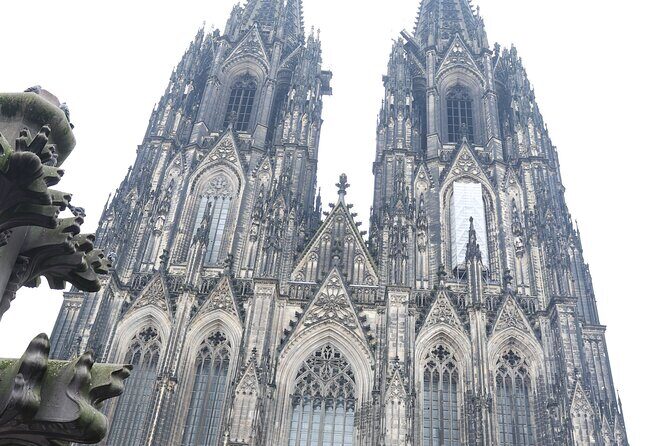 Day Tour to Cologne from Amsterdam - Transportation and Guides: Why They Matter