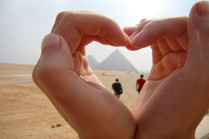 Day Tour to Giza Pyramids & Great Sphinx & Egyptian Museum - Inclusions