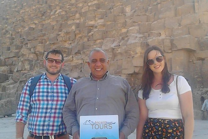 Day Tour to Giza Pyramids & Great Sphinx & Egyptian Museum - Exploring the Giza Pyramids
