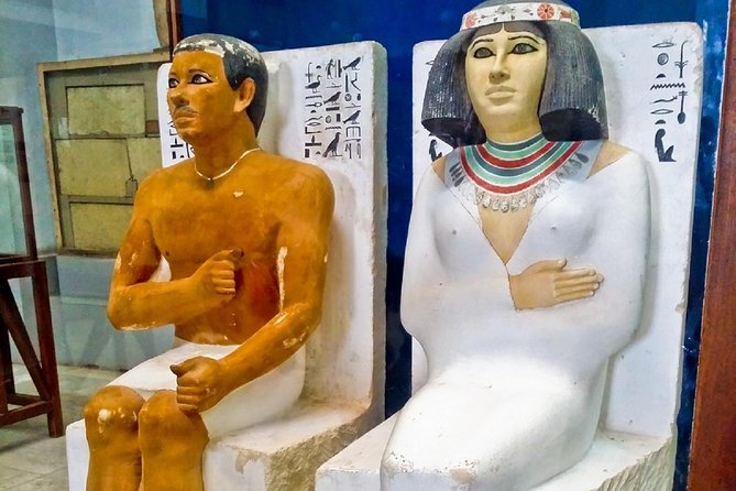 Day Tour to Giza Pyramids & Great Sphinx & Egyptian Museum - Visiting the Egyptian Museum