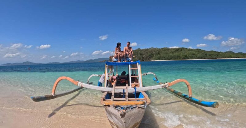Day Trip 5 Secret Giilis in West South of Lombok - Itinerary and Activities