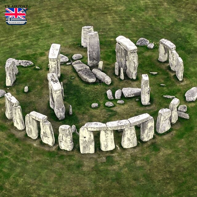Day Trip from London to Stonehenge and Bath - Key Points