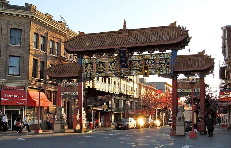 Day Trip from Vancouver to Victoria and Butchart Gardens - Authenticity and Experience