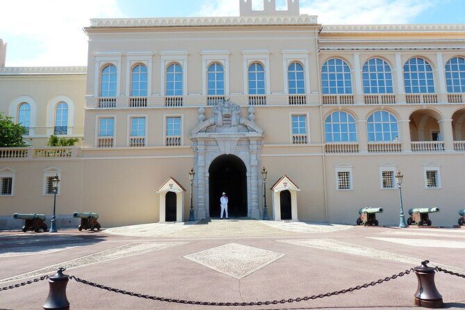 Day Trip: Guided tour of Monaco and Eze, sightseeing . - Historic Sights and Iconic Landmarks