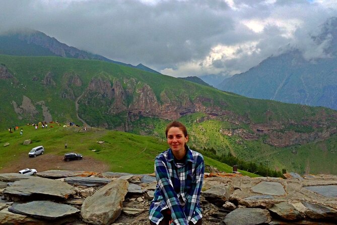 Day Trip in Kazbegi - Dining and Refreshments
