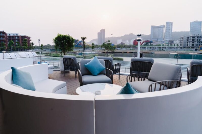 Day Trip - Luxury Experience In Ha Long Bay By Saquila Yacht - Inclusions and Amenities