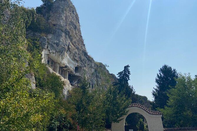 Day Trip to Bulgaria and Veliko Tarnovo from Bucharest - What’s Included and What’s Not