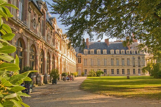 Day Trip to Fontainebleau : Horse Riding, Gastronomy and Castle - Highlights of the Horse Ride