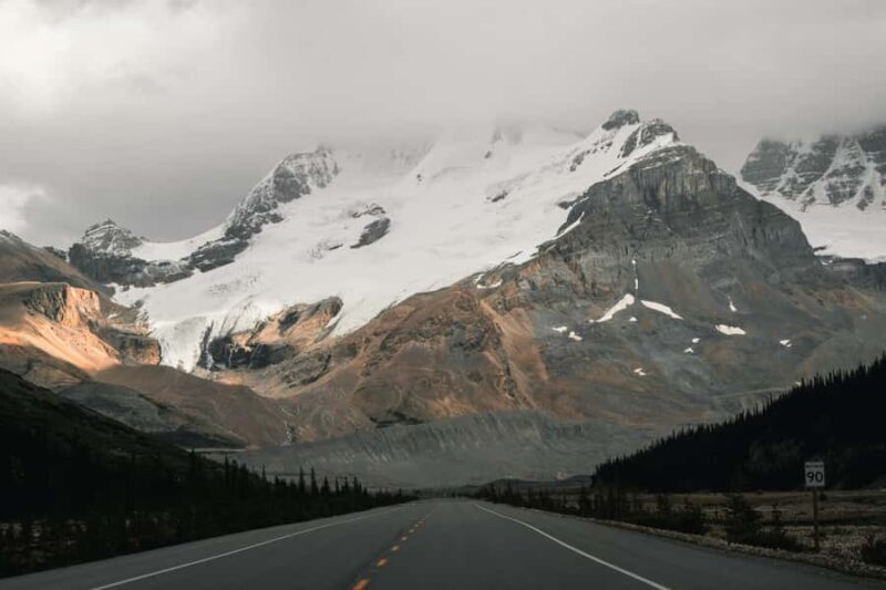 Day Trip to Jasper + Banff with picnic and drinks - Why This Tour Offers Excellent Value