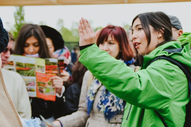Day Trip to Keukenhof Gardens From Amsterdam With Tour Guide - Free Time to Explore Independently