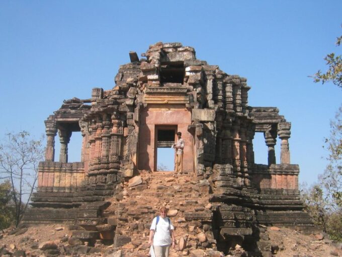 Day Trip to Mastani Mahal &Ajaigarh Fort Tour From Khajuraho - Exclusions to Consider