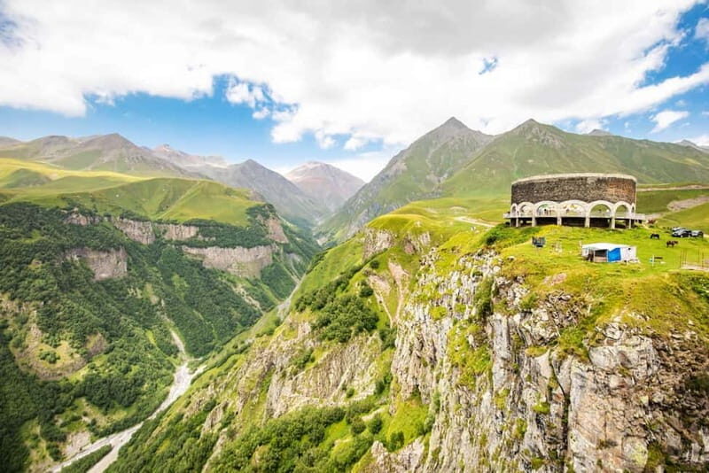 Day Trip to Mount Kazbegi and Gudauri with Licensed Guide - Key Points