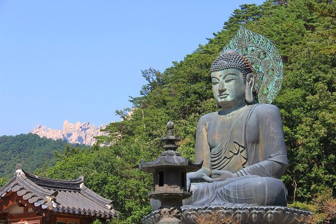 Day Trip to Mount Seorak and Naksansa Temple From Seoul - Transportation