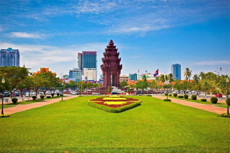 Day Trip to Oudong Mountain and Phnom Penh City Private Tour - Key Points