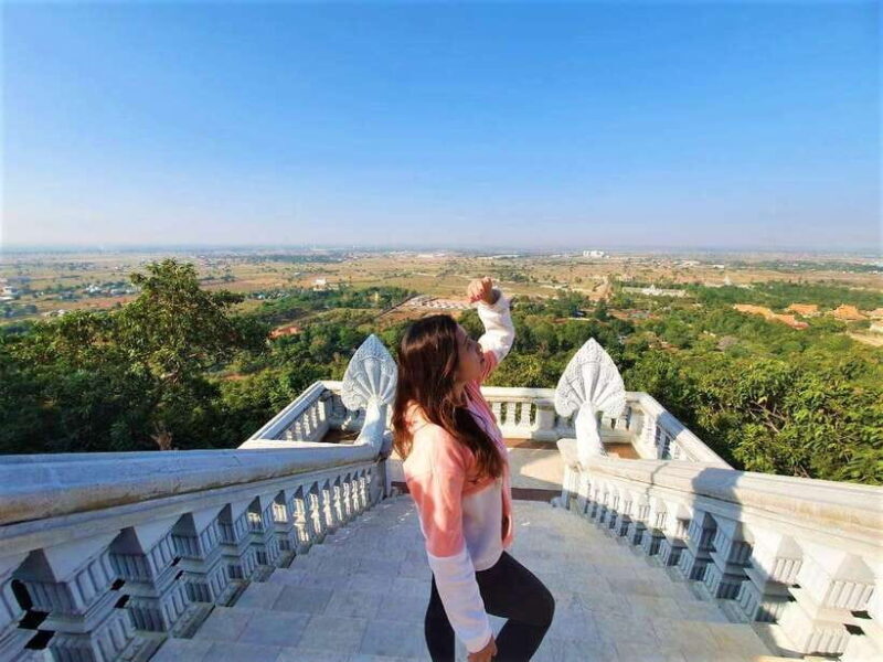 Day Trip to Oudong Mountain and Phnom Penh City Private Tour - The Daily Itinerary in Detail