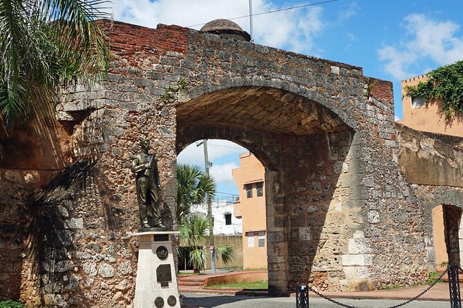 Day Trip to Santo Domingo From Punta Cana - Key Attractions in Santo Domingo