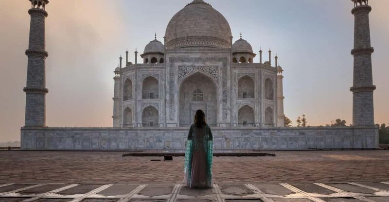 Day Trip to Taj Mahal and Agra Fort by Train From Delhi - Itinerary Details