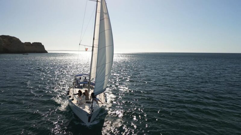 Daytime Sailing Adventure near Lagos and Luz! - Key Points