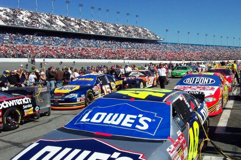 Daytona Beach: Daytona 500 NASCAR Race Ticket - The Day at a Glance