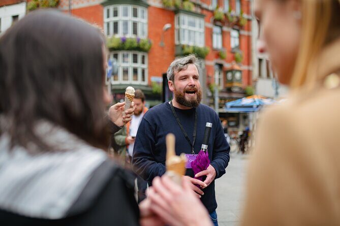 DayTripper Dublin: A Guided City Walking Tour - An In-Depth Look at the Tour Experience  