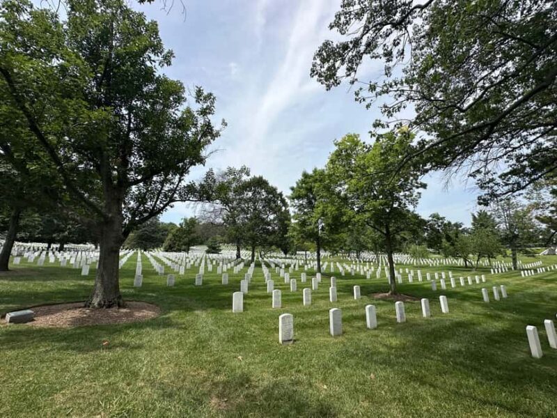 DC: Arlington Cemetery Walking Tour & Changing of the Guard - The Sum Up