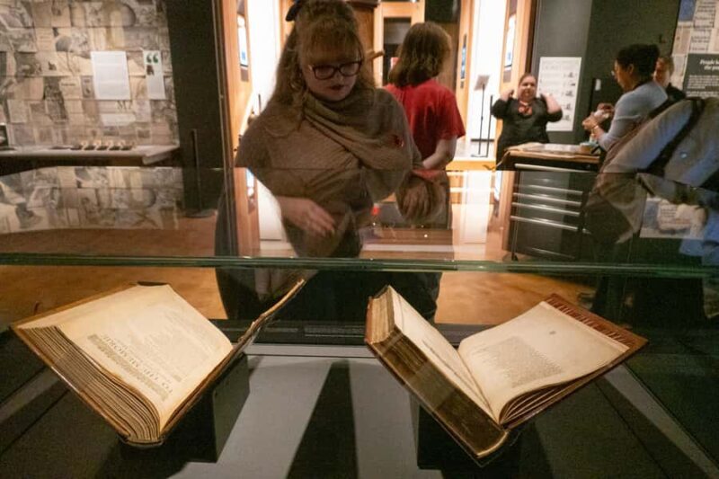 DC: Capitol Hill Walking Tour with Reserved Entry Tickets - Key Points