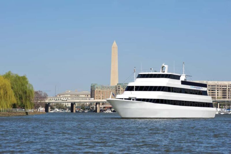 DC: City Cruises Buffet Brunch, Lunch, or Dinner Cruise - The ambiance and entertainment onboard