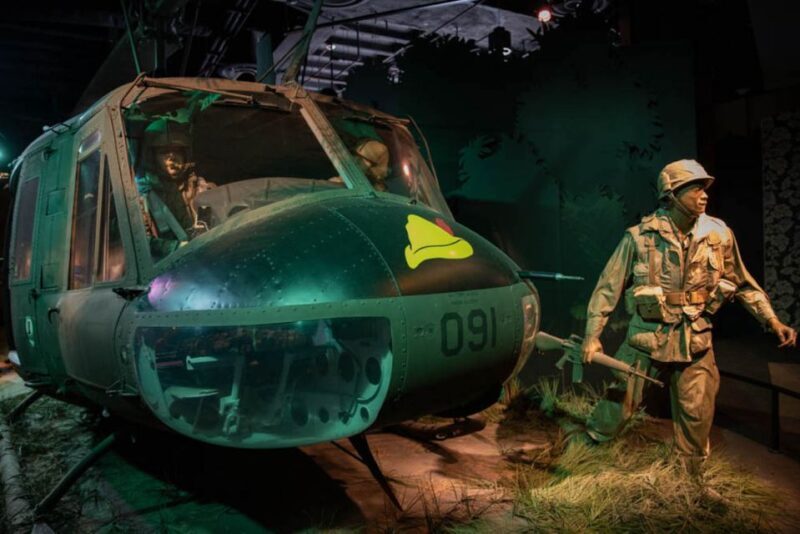 DC: Skip the Line National Archives & Optional Museum Add-On - A Close Look at the Tour Experience