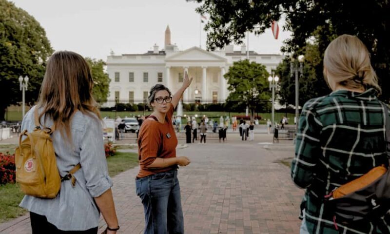 DC: White House Crime, Scandal, Murder Adult-Only Night Tour - Key Points